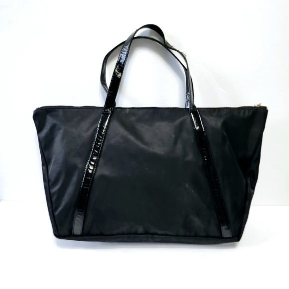 GIVENCHY Black Weekend Bag - Picture 5 of 10